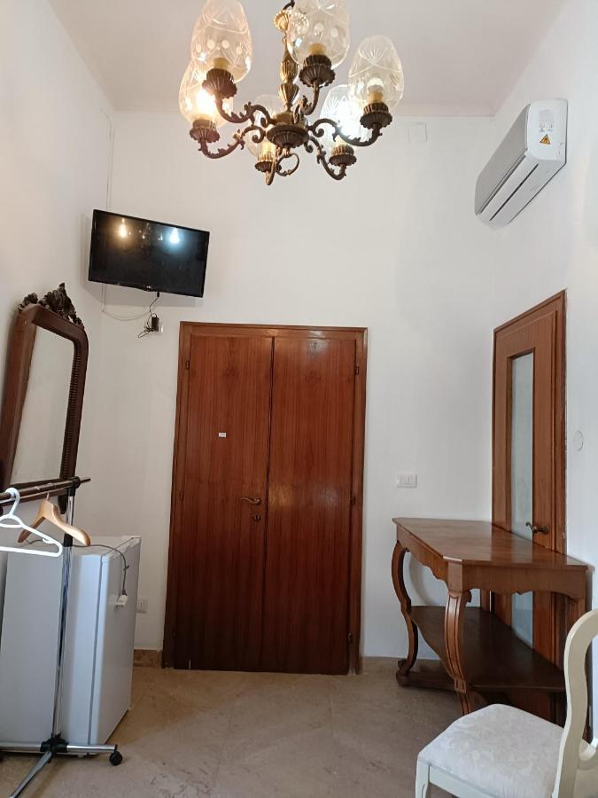 Mavipagi Lägenhet Verona Exteriör bild